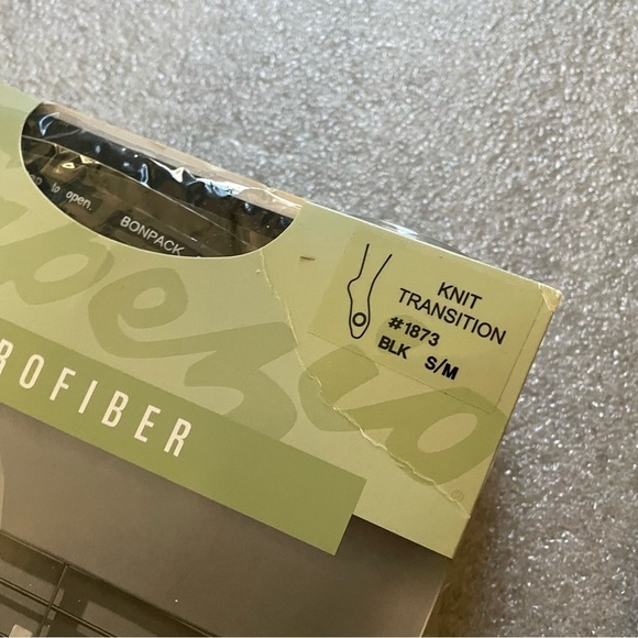 3 pair dance tights - Capezio Microfiber Knit Transition tights, 1 body wrapper - Picture 5 of 14